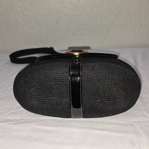 Eric Javits Medium Black Squishee Straw And Patent Leather Flap Crossbody Bag - Picture 14 of 15